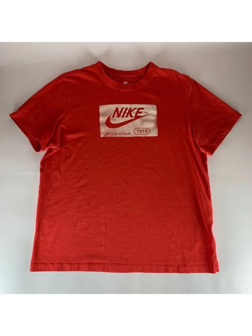 Nike Red Orange Oregon 1972 Short Sleeve Crewneck Shirt Mens XL DR8027-696